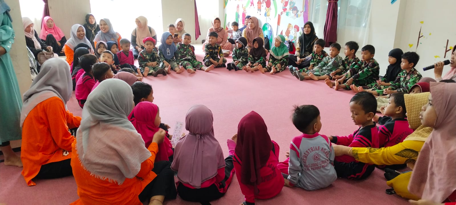 Kunjungan Edukasi dari R.A Al-Jihad Bayang dan R.A Al-Fadh Tarusan