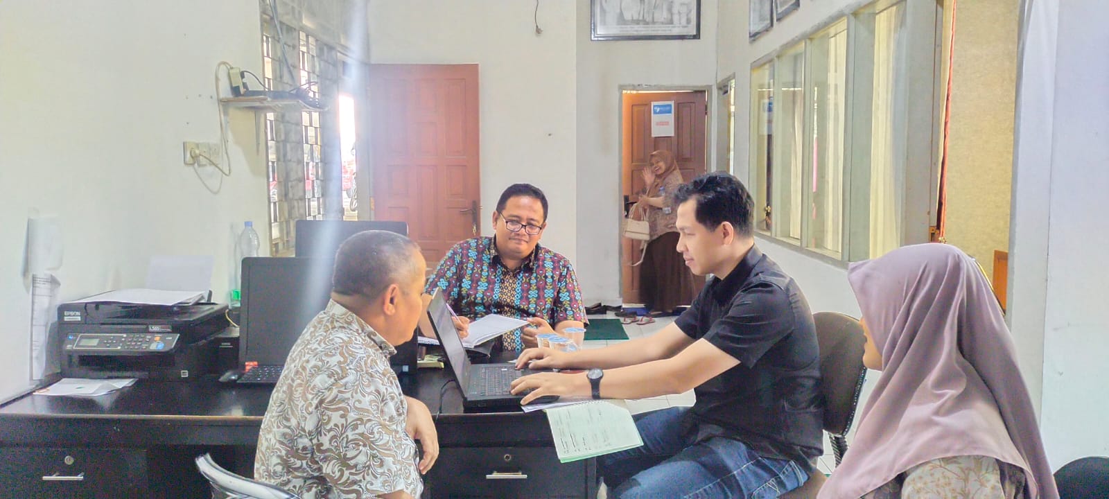 Pendampingan Penerapan Aplikasi Srikandi kepada Admin Srikandi Sekretariat DPRD