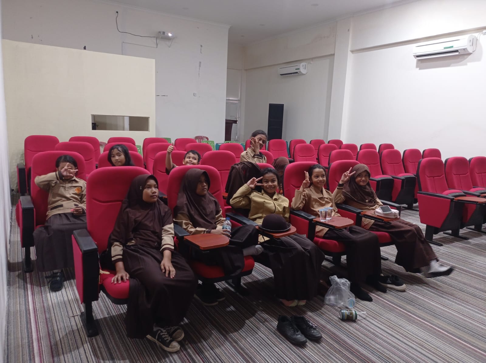 Pengunjung Layanan Studio Mini di Hari Sabtu