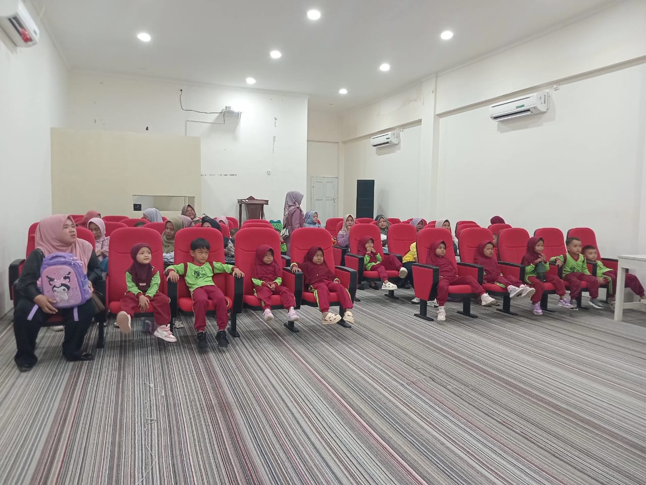 Kunjungan Edukasi TK Takliful Qulub ke Studio Mini