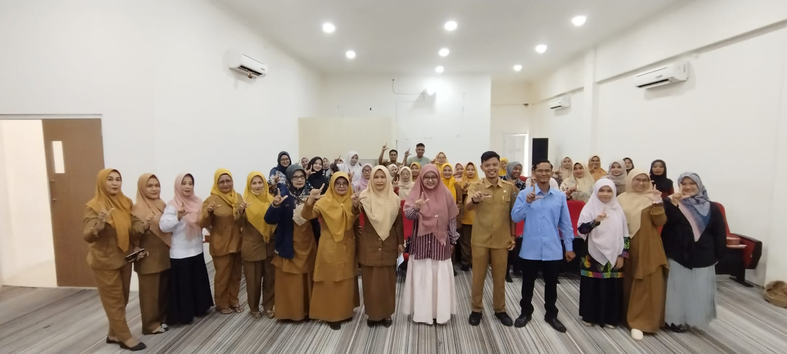 Bimtek Membaca Nyaring bagi Orangtua : Wujud Dalam Menumbuhkan Literasi dalam Keluarga